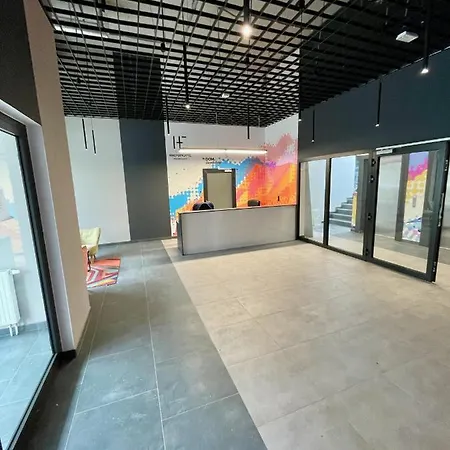 Studio Z Balkonem. Slonimskiego 2 * Wroclaw