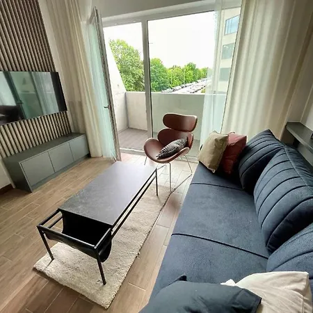 Apartment Studio Z Balkonem. Slonimskiego 2 *
