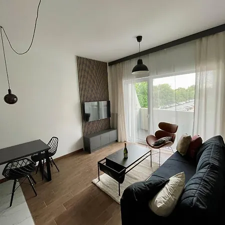 Studio Z Balkonem. Slonimskiego 2 Apartment